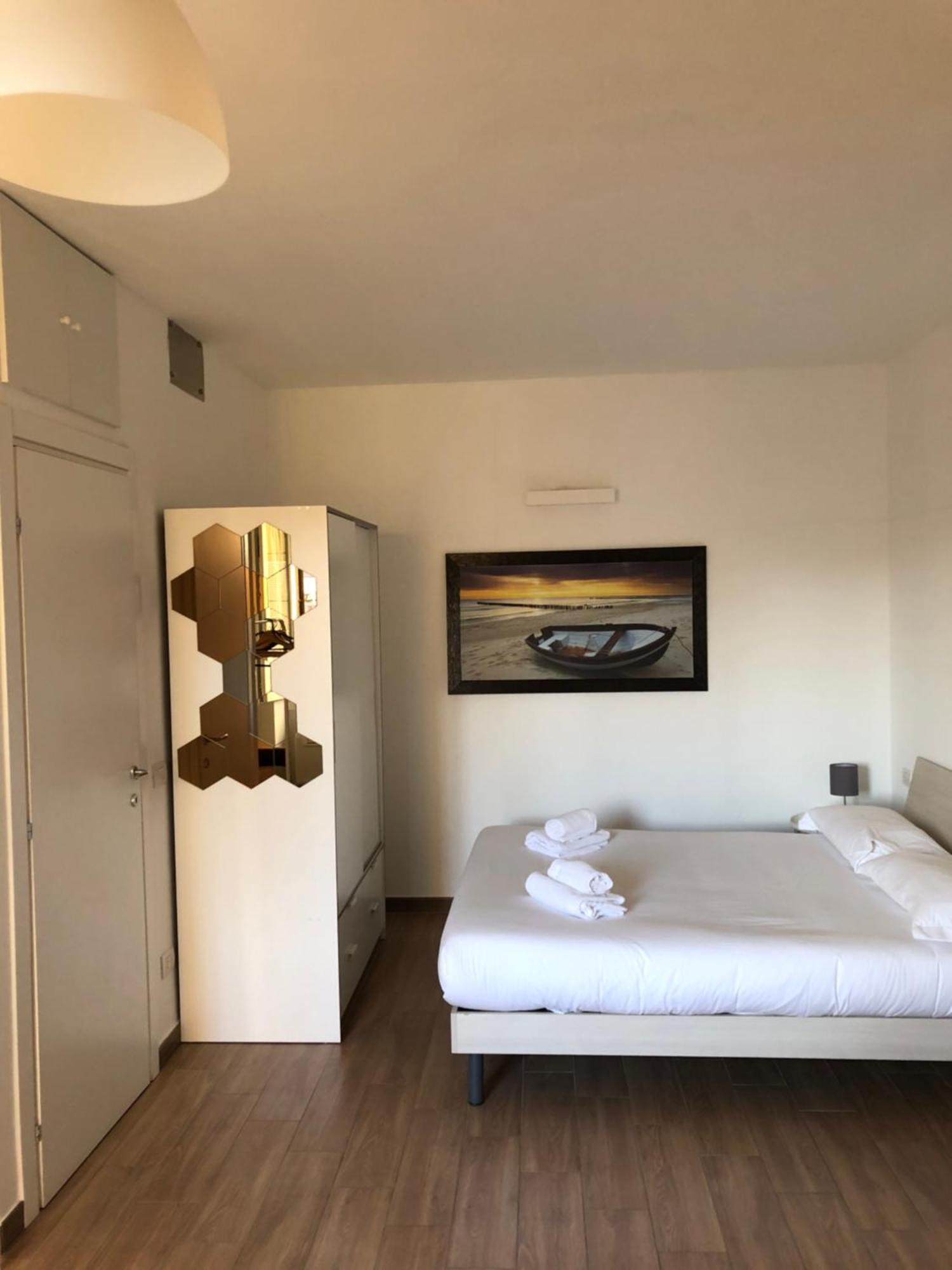 Casale 7- Navigli Cozy Studio Perfect X2! Милано Екстериор снимка